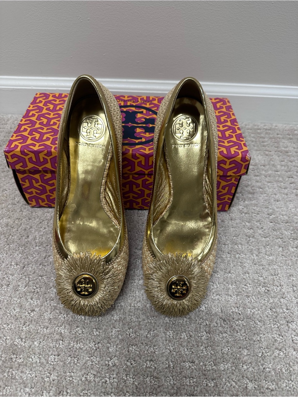 Tory Burch Gold Raffia Logo ballet flats